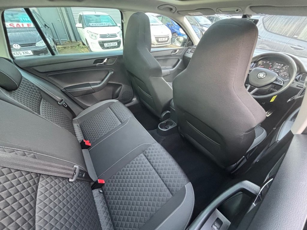 Used Skoda Rapid Spaceback 2017 for sale - 76848463: Photo 32