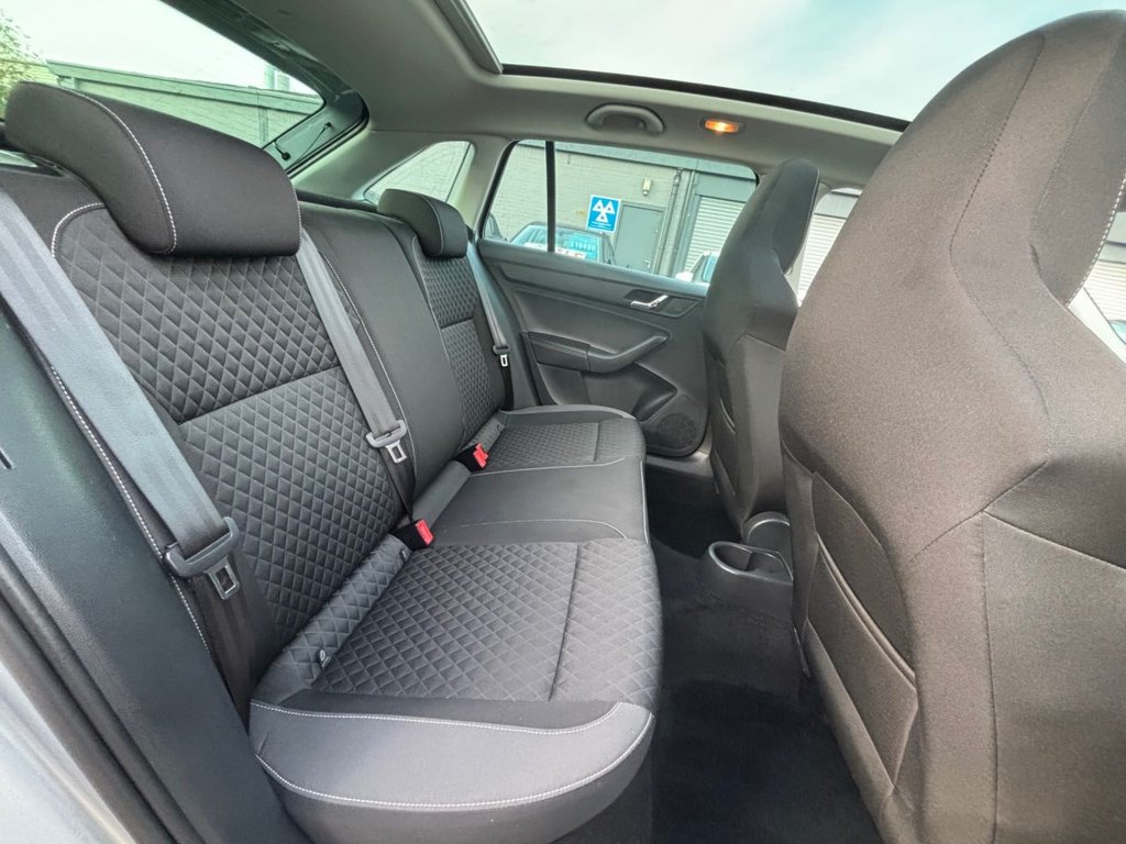 Used Skoda Rapid Spaceback 2017 for sale - 76848463: Photo 33