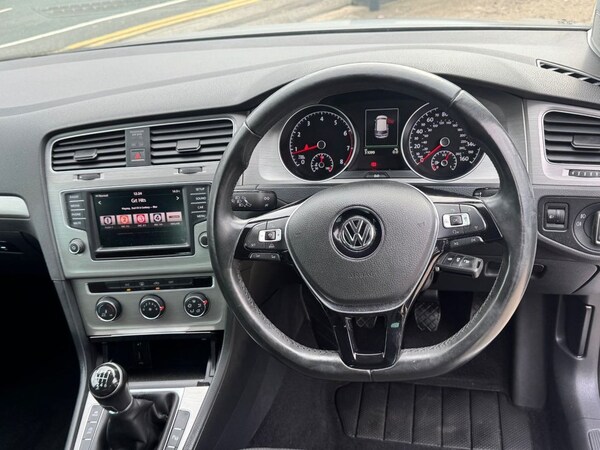 Used Volkswagen Golf 2015 for sale - 76147836: Photo 24