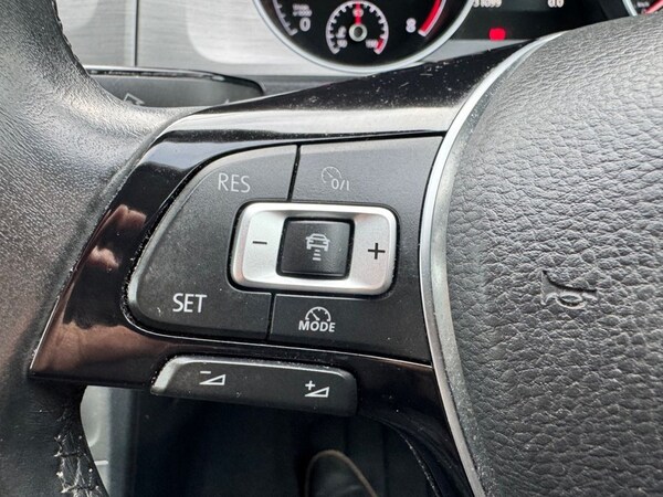 Used Volkswagen Golf 2015 for sale - 76147836: Photo 34