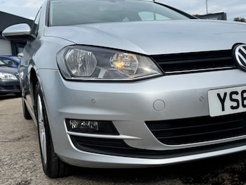 Used Volkswagen Golf 2015 for sale - 76147836: Photo 3