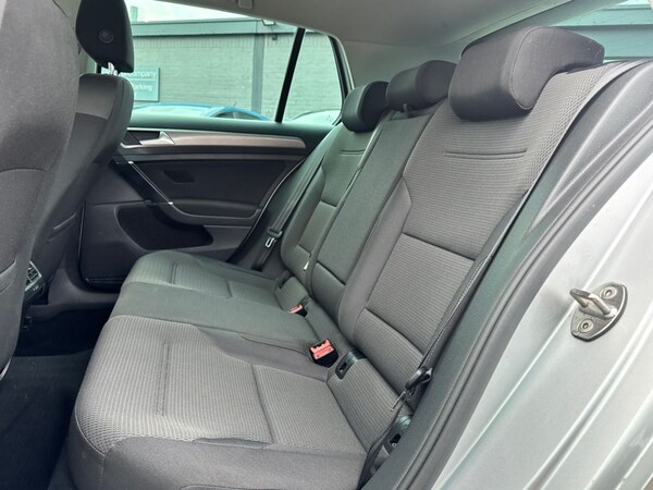 Used Volkswagen Golf 2015 for sale - 76147836: Photo 42