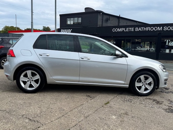 Used Volkswagen Golf 2015 for sale - 76147836: Photo 4