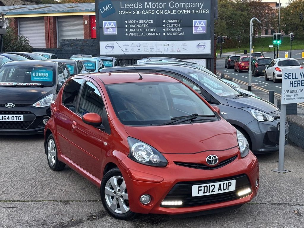 Used Toyota AYGO 2012 for sale - 76367361: Photo 2