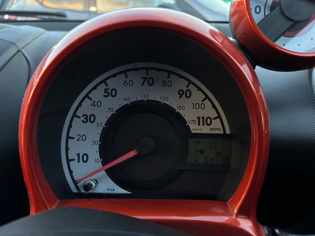 Used Toyota AYGO 2012 for sale - 76367361: Photo 34