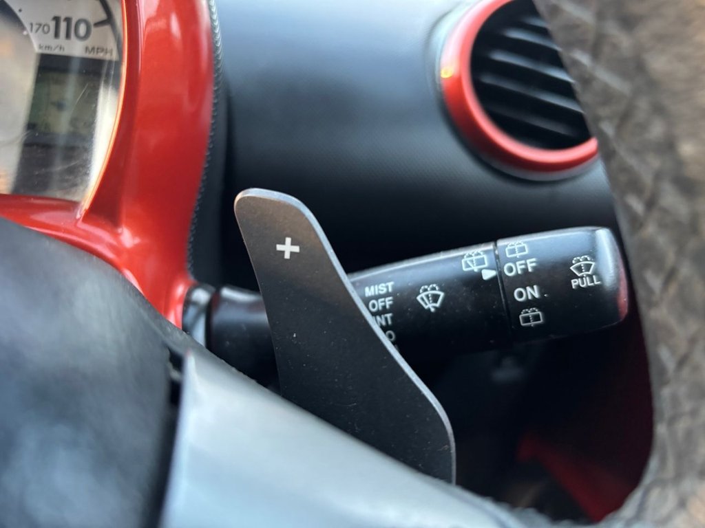 Used Toyota AYGO 2012 for sale - 76367361: Photo 41