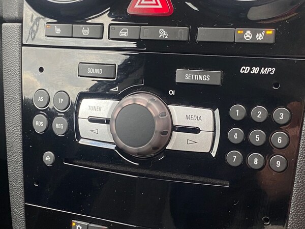 Used Vauxhall Corsa 2014 for sale - 76068369: Photo 38