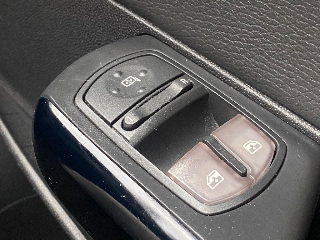 Used Vauxhall Corsa 2014 for sale - 76068369: Photo 45