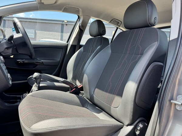 Used Vauxhall Corsa 2012 for sale - 75181207: Photo 32