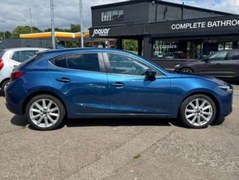 Used Mazda Mazda3 2017 for sale - 75062909: Photo