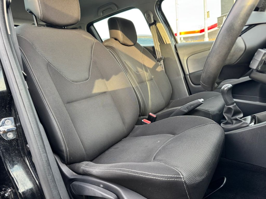 Used Renault Clio 2015 for sale - 76848168: Photo 33