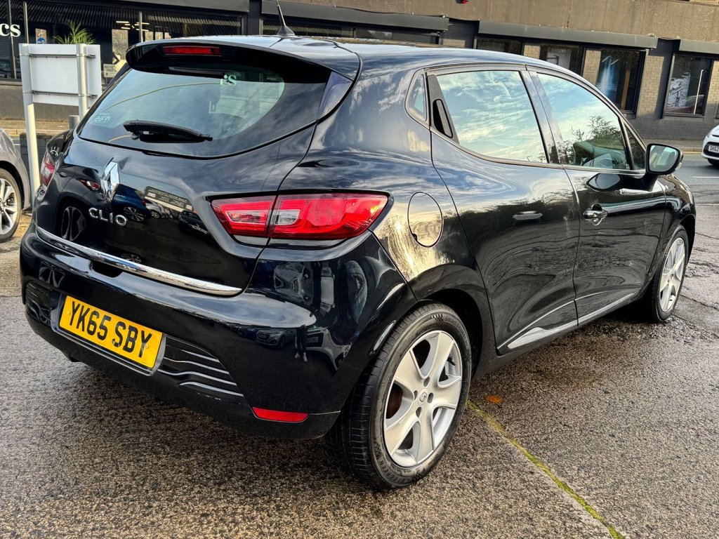 Used Renault Clio 2015 for sale - 76848168: Photo 5