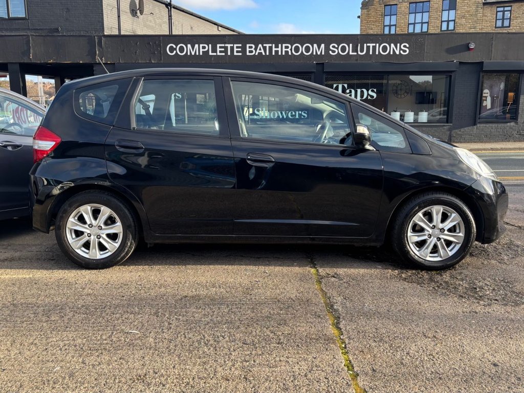 Used Honda Jazz 2013 for sale - 76910499: Photo 16