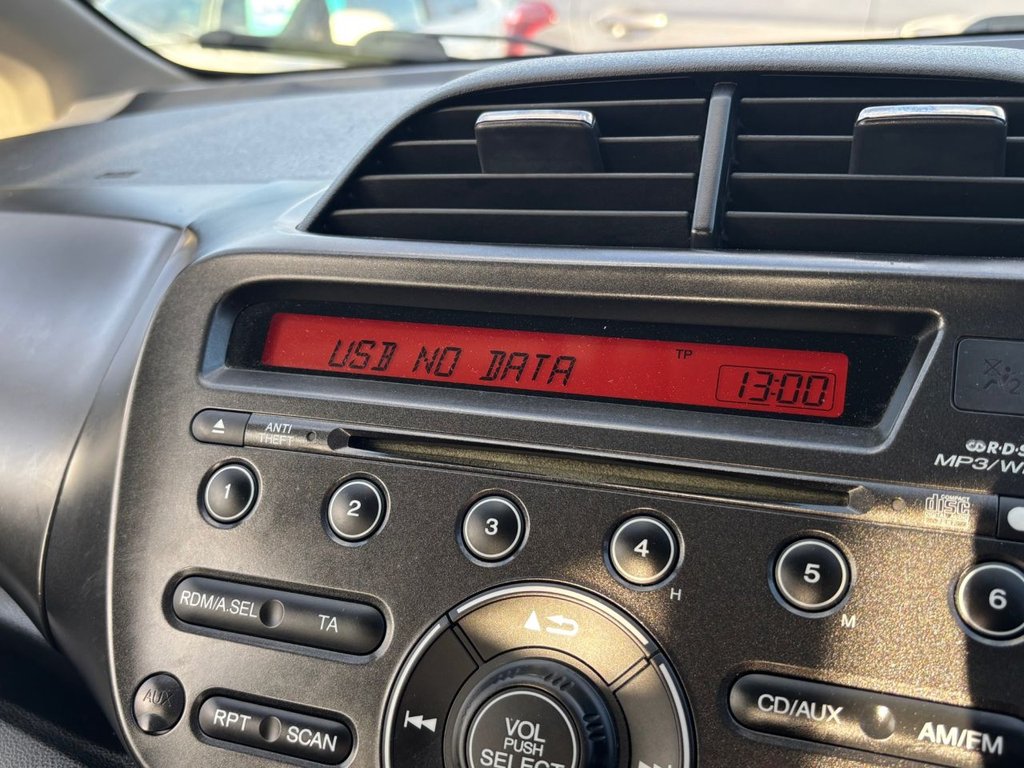 Used Honda Jazz 2013 for sale - 76910499: Photo 41