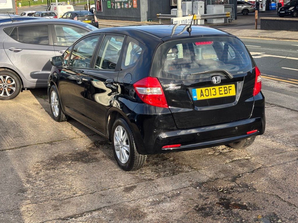 Used Honda Jazz 2013 for sale - 76910499: Photo 9
