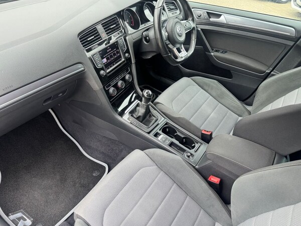 Used Volkswagen Golf 2016 for sale - 75047318: Photo 46