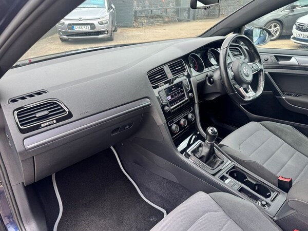 Used Volkswagen Golf 2016 for sale - 75047318: Photo 47
