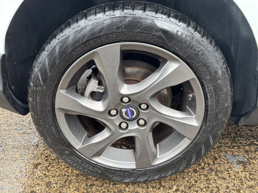 Used Volvo V40 2014 for sale - 76883204: Photo 16