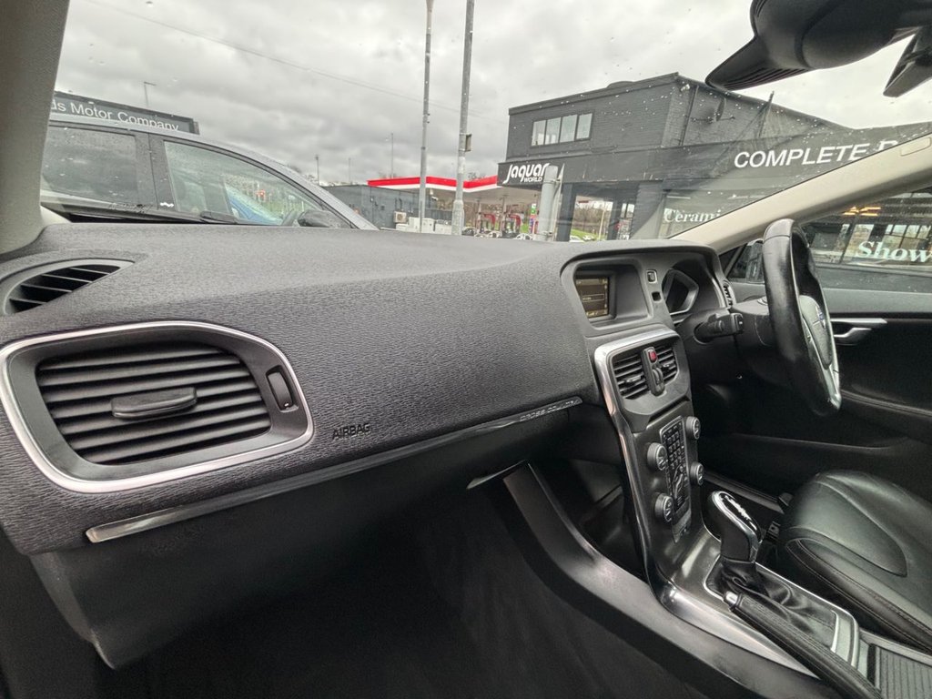 Used Volvo V40 2014 for sale - 76883204: Photo 23