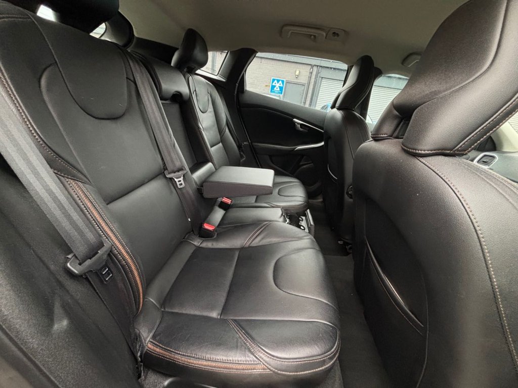 Used Volvo V40 2014 for sale - 76883204: Photo 28