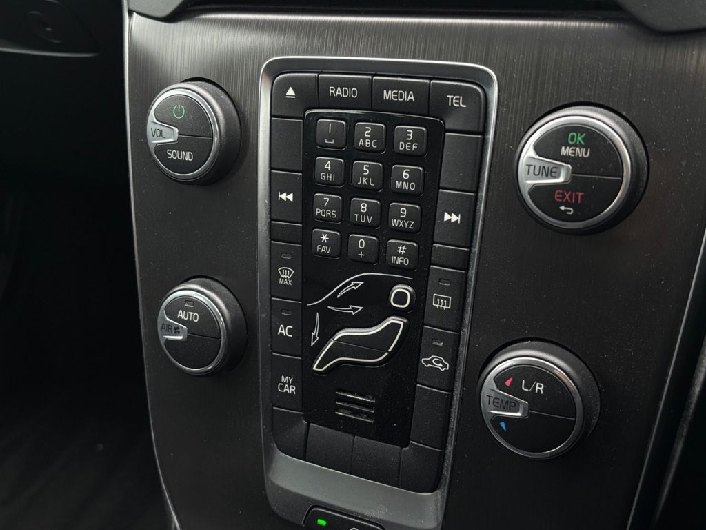 Used Volvo V40 2014 for sale - 76883204: Photo 35