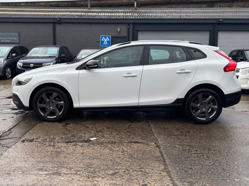 Used Volvo V40 2014 for sale - 76883204: Photo 8