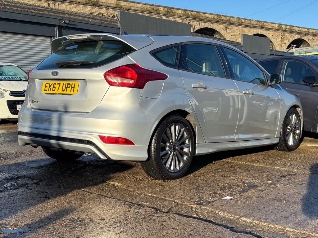 Used Ford Focus 2017 for sale - 76783701: Photo 16