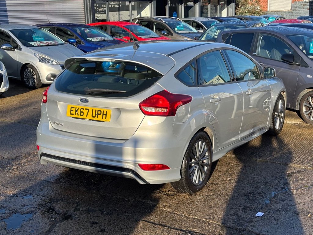 Used Ford Focus 2017 for sale - 76783701: Photo 17