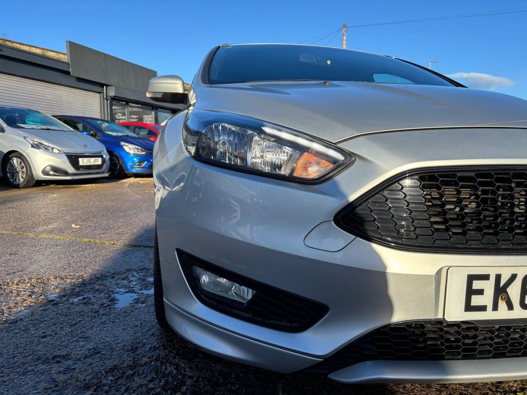 Used Ford Focus 2017 for sale - 76783701: Photo 20
