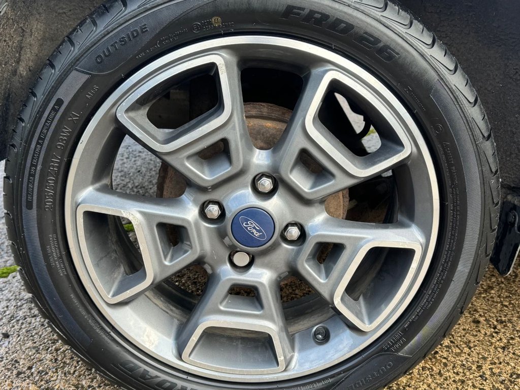 Used Ford Ecosport 2015 for sale - 76333167: Photo 15