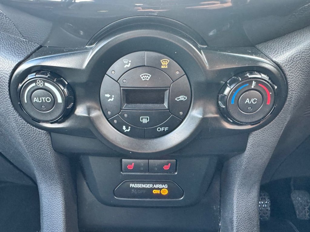 Used Ford Ecosport 2015 for sale - 76333167: Photo 24