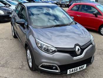 Used Renault Captur 2016 for sale - 75383637: Photo