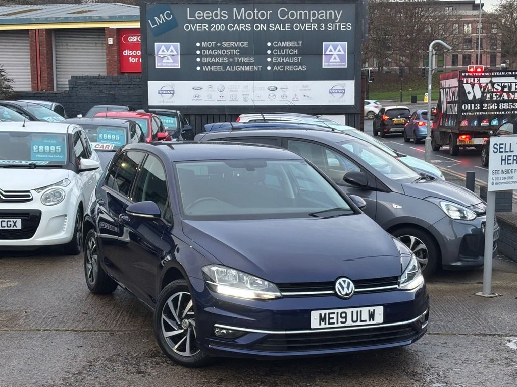 Used Volkswagen Golf 2019 for sale - 76934662: Photo 2