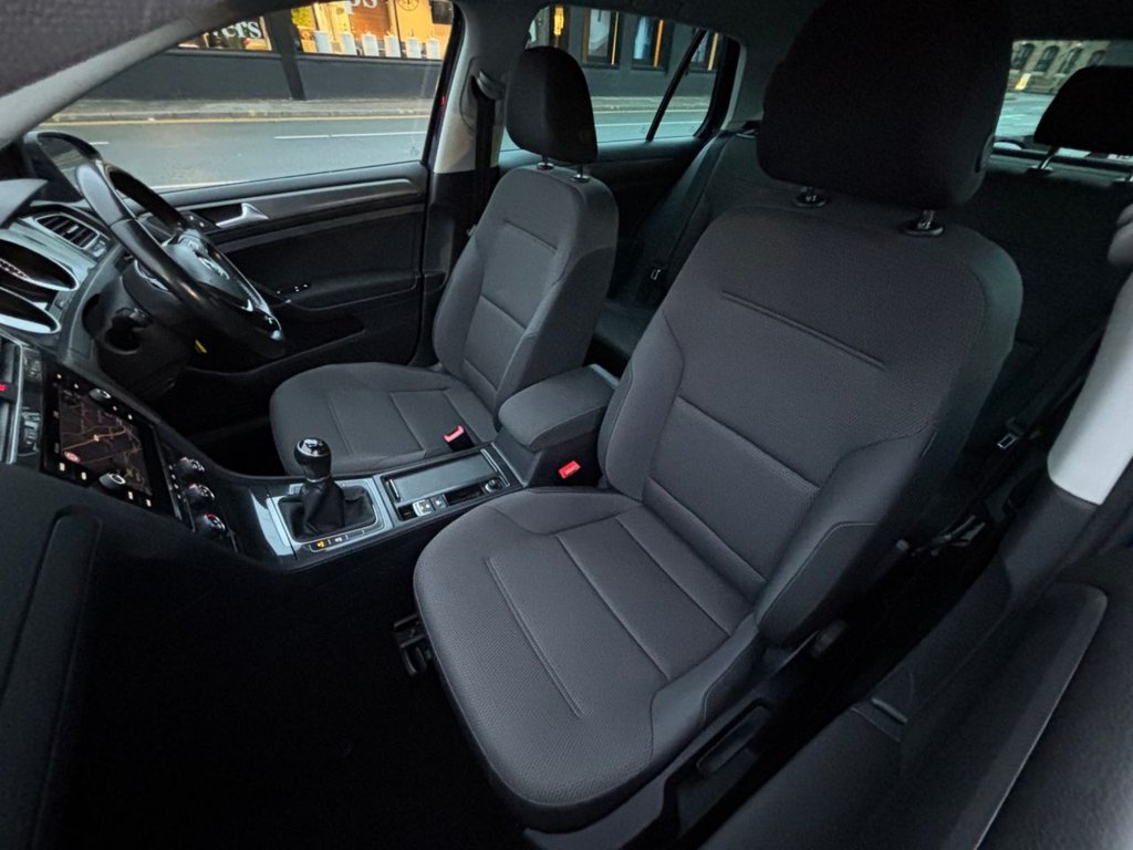 Used Volkswagen Golf 2019 for sale - 76934662: Photo 30