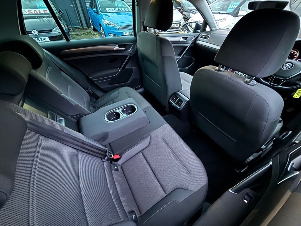 Used Volkswagen Golf 2019 for sale - 76934662: Photo 36