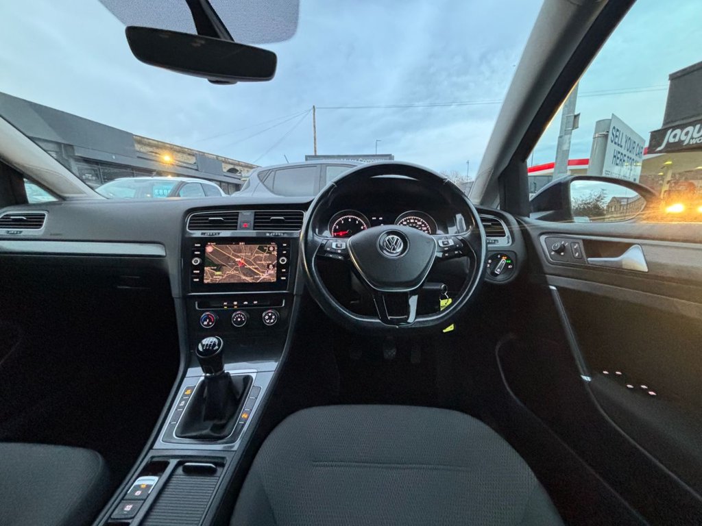 Used Volkswagen Golf 2019 for sale - 76934662: Photo 41