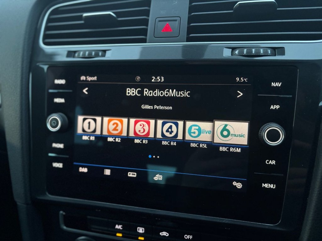 Used Volkswagen Golf 2019 for sale - 76934662: Photo 45