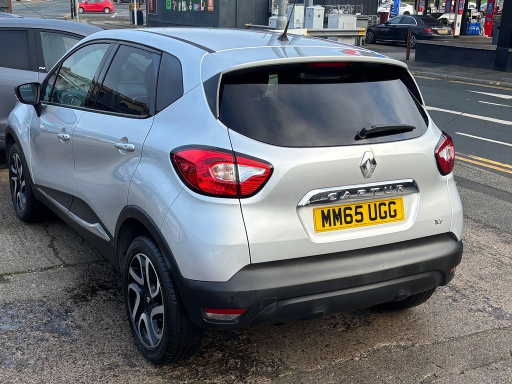 Used Renault Captur 2015 for sale - 76509795: Photo 10