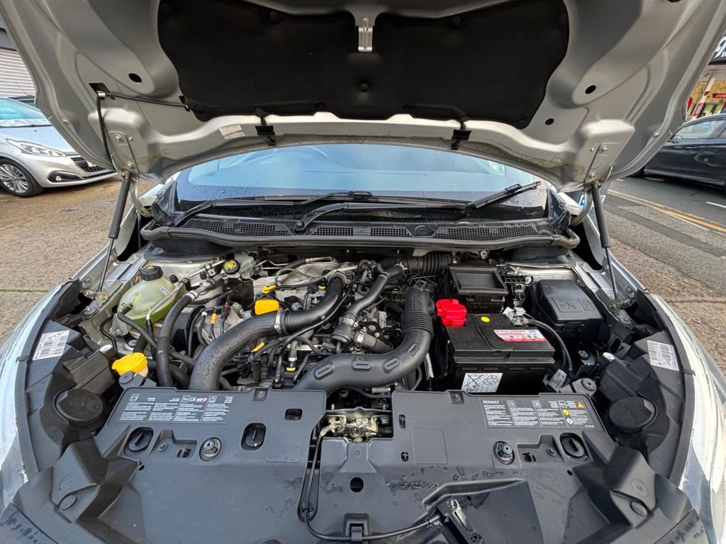 Used Renault Captur 2015 for sale - 76509795: Photo 18