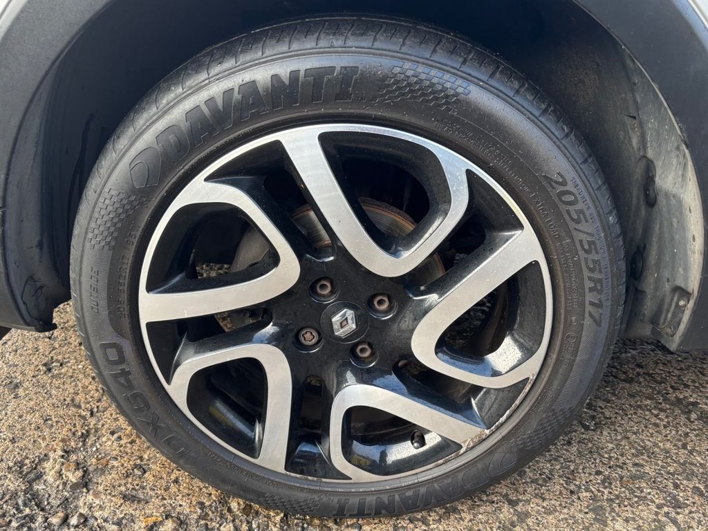 Used Renault Captur 2015 for sale - 76509795: Photo 19