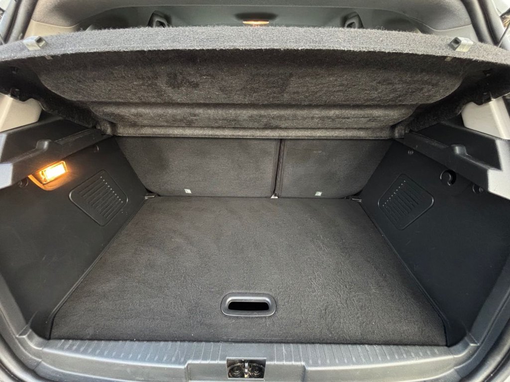 Used Renault Captur 2015 for sale - 76509795: Photo 23