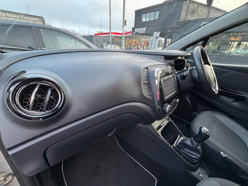 Used Renault Captur 2015 for sale - 76509795: Photo 27