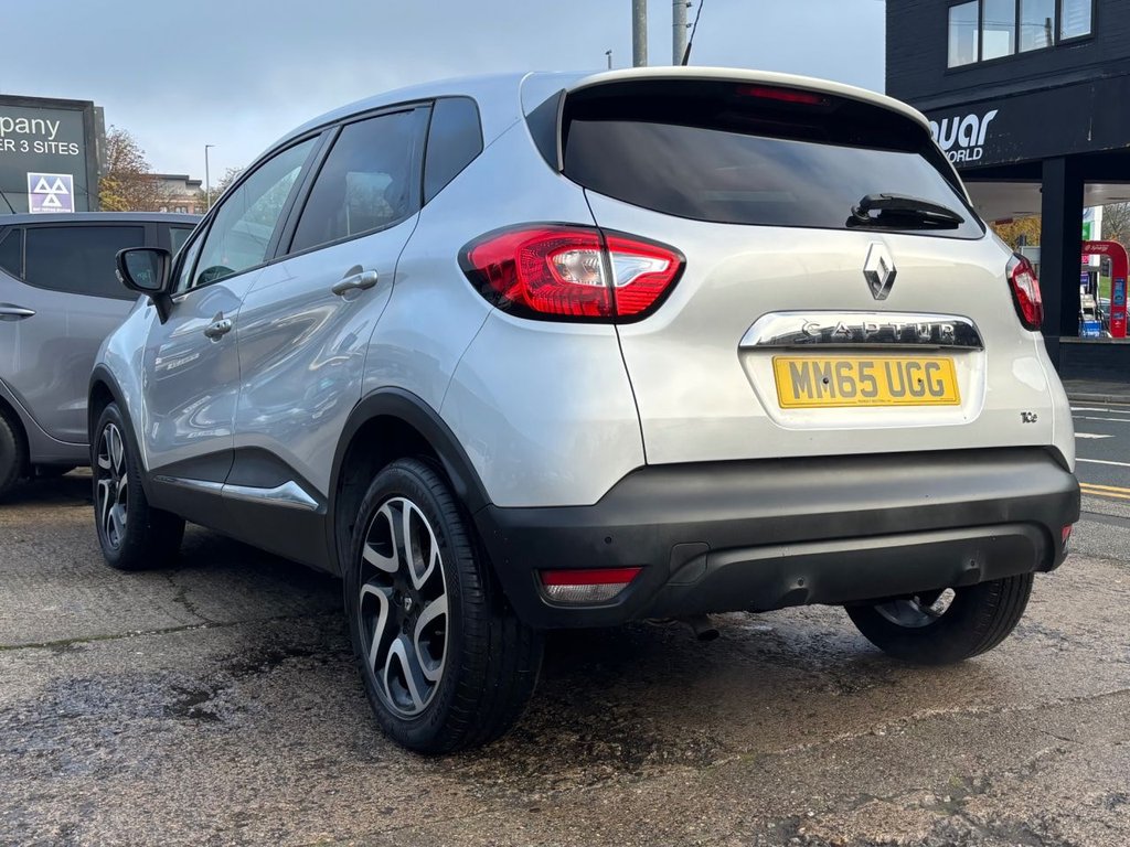Used Renault Captur 2015 for sale - 76509795: Photo 9
