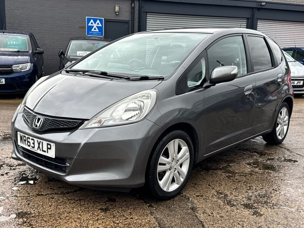 Used Honda Jazz 2013 for sale - 76768052: Photo 10