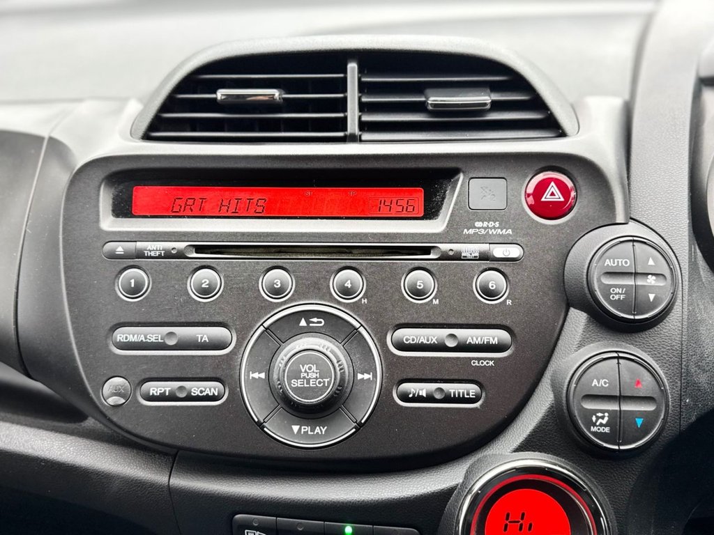 Used Honda Jazz 2013 for sale - 76768052: Photo 20