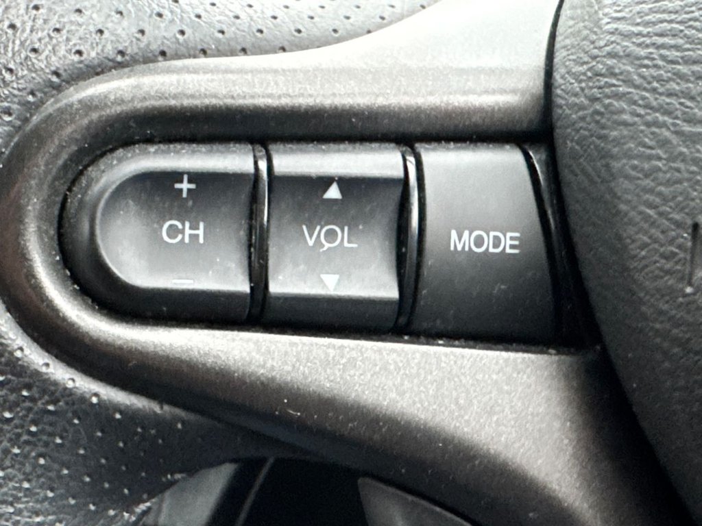 Used Honda Jazz 2013 for sale - 76768052: Photo 25