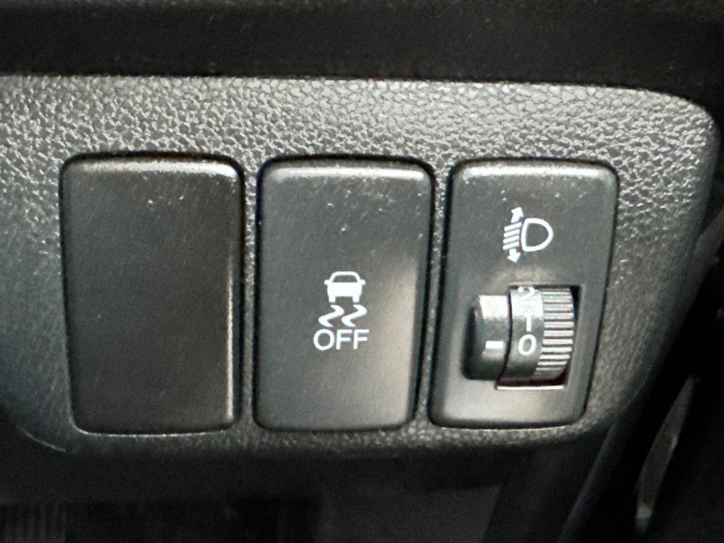 Used Honda Jazz 2013 for sale - 76768052: Photo 32