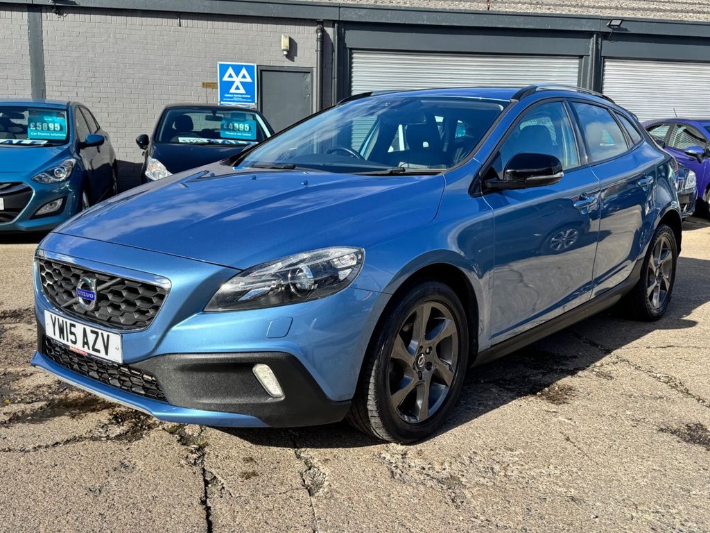 Used Volvo V40 2015 for sale - 76185449: Photo 11