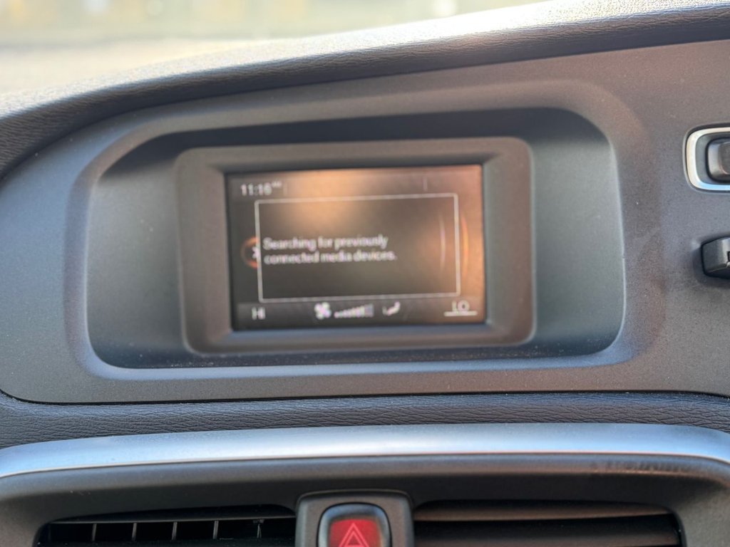 Used Volvo V40 2015 for sale - 76185449: Photo 24