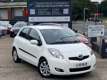 Used Toyota Yaris 2011 for sale - 75573226: Photo